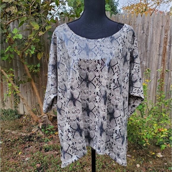 Snake Print Top  - Picture 1 of 7